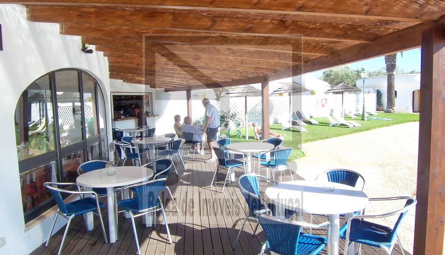 Restaurant for sale in Vilamoura Algarve with large private garden and