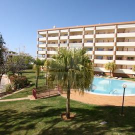 buy apartment center vilamoura
