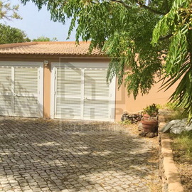 house 3 bedrooms loule
