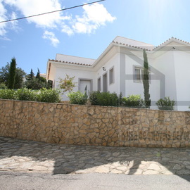 house in loule goldra 4 bedrooms