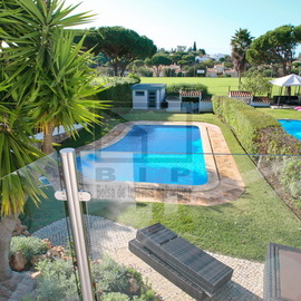 V3 Vila Vilamoura with pool