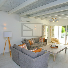 V3 Vila Vilamoura with pool