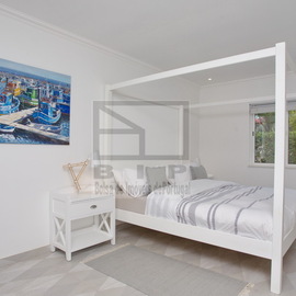 V3 Vila Vilamoura with pool