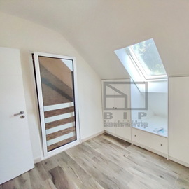 refurbished deal sale