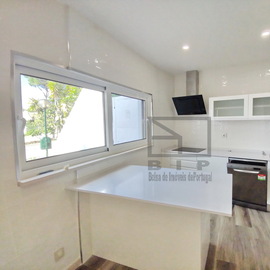 refurbished deal sale