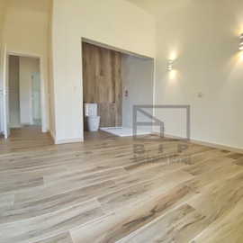 refurbished deal sale