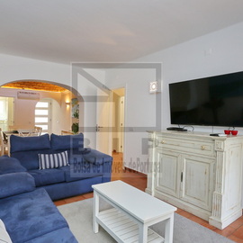 V2 Vilamoura House with garden