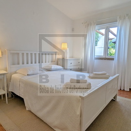 V2 Vilamoura House with garden
